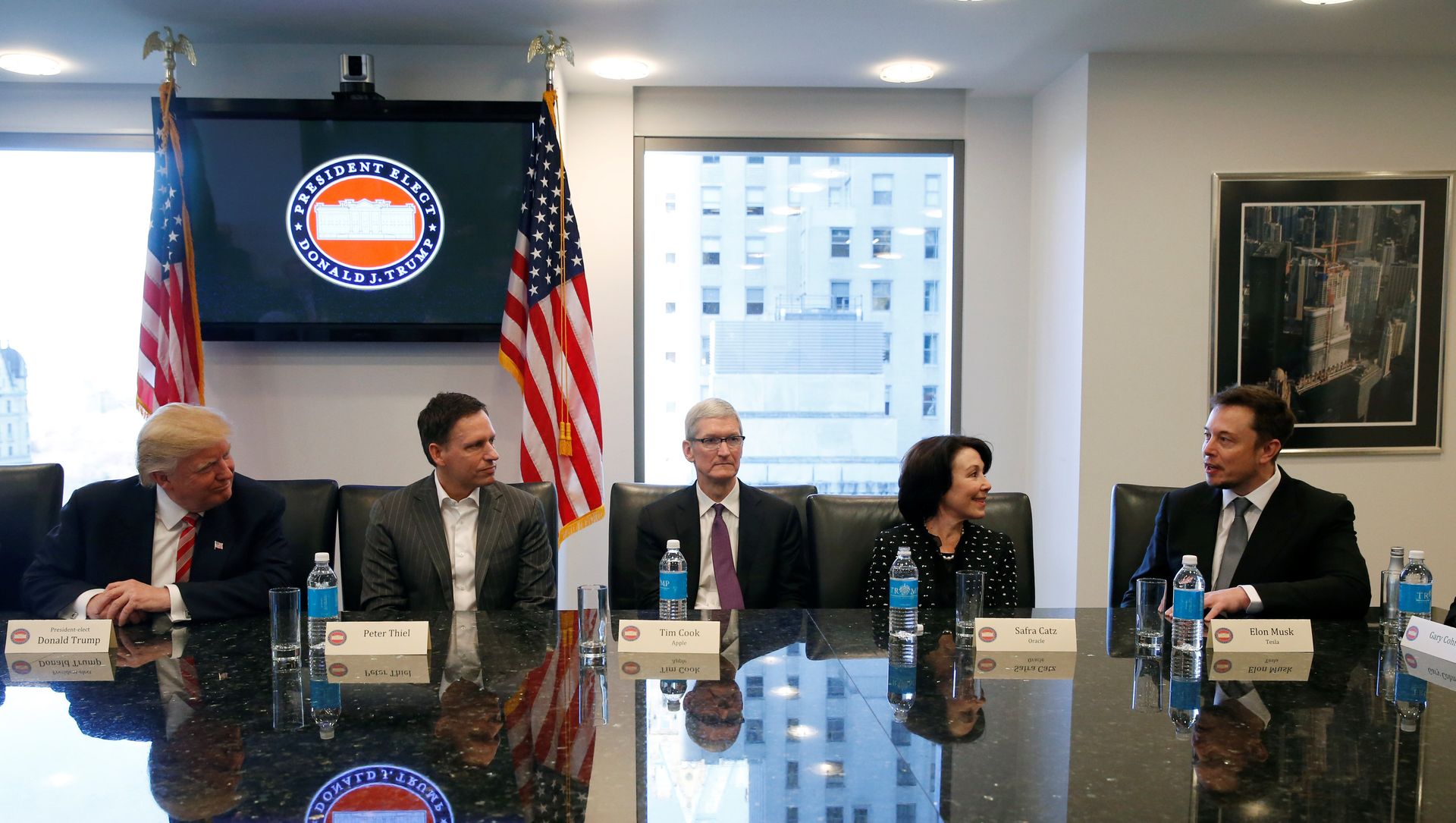 U.S. President-elect Donald Trump sits with PayPal co-founder and Facebook board member Peter Thiel, Apple Inc CEO Tim Cook, Oracle CEO Safra Catz and Tesla Chief Executive Elon Musk during a meeting with technology leaders at Trump Tower in New York U.S., December 14, 2016. U.S. President-elect Donald Trump sits with PayPal co-founder and Facebook board member Peter Thiel, Apple Inc CEO Tim Cook, Oracle CEO Safra Catz and Tesla Chief Executive Elon Musk during a meeting with technology leaders at Trump Tower in New York U.S., December 14, 2016. - Sputnik International, 1920, 08.04.2021