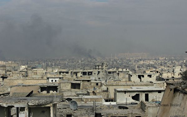 View from rooftops of Sheikh Saeed area of East Aleppo, decimated by street fighting, artillery fire, mortars, shells. View from rooftops of Sheikh Saeed area of East Aleppo, decimated by street fighting, artillery fire, mortars, shells. - Sputnik International