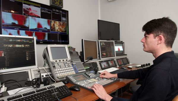 Crimean Tatar TV channel ATR in Simferopol - Sputnik International
