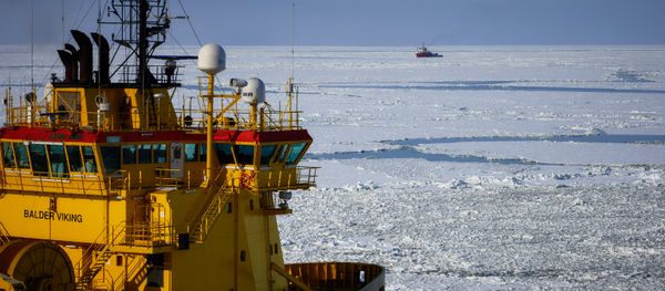 Prirazlomnaya offshore oil platform Prirazlomnaya offshore oil platform - Sputnik International