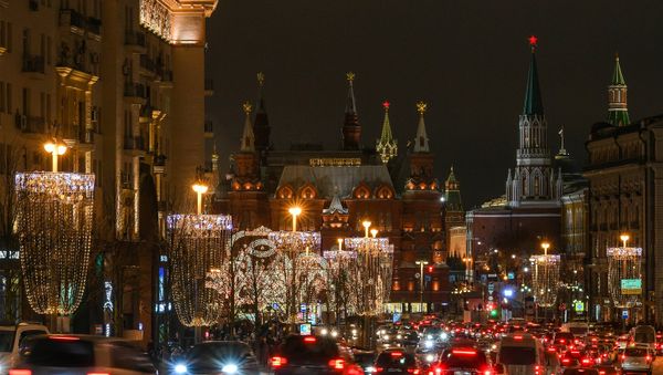Moscow's Tverskaya Street decorated for the New Year - Sputnik International