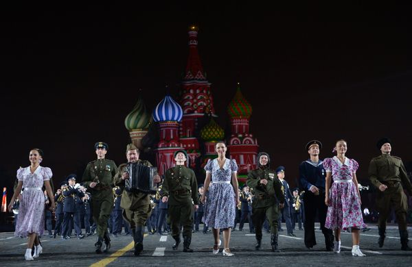 The Alexandrov Song and Dance Ensemble of the Russian Army during the final rehearsal of the opening ceremony of the 2015 International Military Music Festival 'Spasskaya Tower' on Moscow's Red Square. (File) The Alexandrov Song and Dance Ensemble of the Russian Army during the final rehearsal of the opening ceremony of the 2015 International Military Music Festival 'Spasskaya Tower' on Moscow's Red Square. (File) - Sputnik International