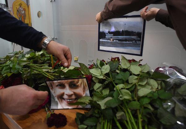National Tragedy: Deadly Crash of Russian Defense Ministry's Tu-154 Plane in Black Sea - Sputnik International