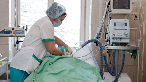 Mass adulterated alcohol poisoning in Irkutsk - Sputnik International