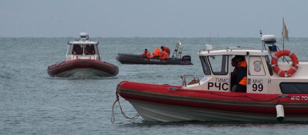 Search continues for bodies of Tu-154 crash victims in Sochi Search continues for bodies of Tu-154 crash victims in Sochi - Sputnik International