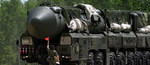 A Yars missile system en route to a field region at the final stage of the Strategic All-Around Competition, a field training contest in the Novosibirsk region A Yars missile system en route to a field region at the final stage of the Strategic All-Around Competition, a field training contest in the Novosibirsk region - Sputnik International