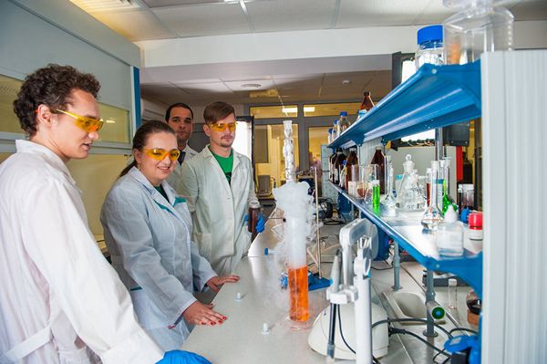 Behind the Scenes of Russian Science: How Innovations Are Born - Sputnik International