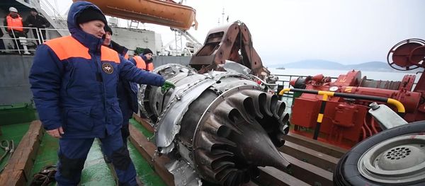 Retrieved wreckage of the Tu-154 aircraft which crashed into the Black Sea near Sochi - Sputnik International