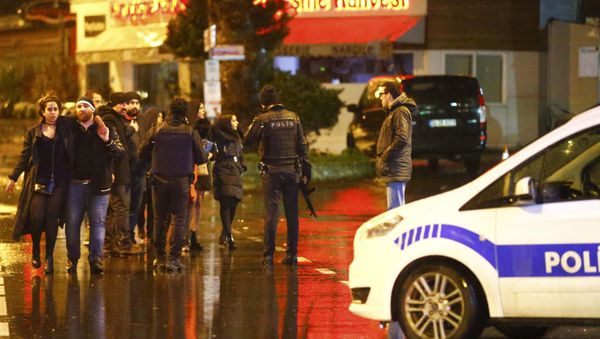 Police secure area near an Istanbul nightclub, Turkey, January 1, 2017. - Sputnik International