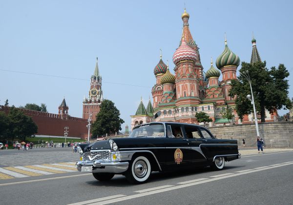 Russia's Largest Car Manufacturer Celebrates 85 Years of Service Russia's Largest Car Manufacturer Celebrates 85 Years of Service - Sputnik International