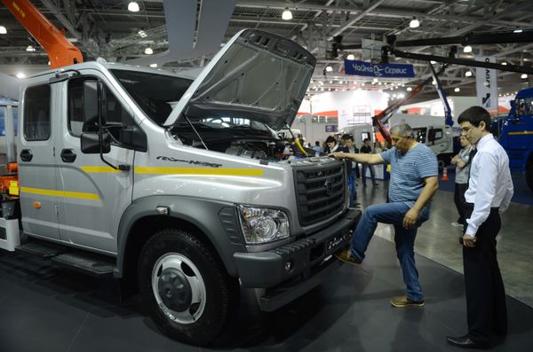 Russia's Largest Car Manufacturer Celebrates 85 Years of Service Russia's Largest Car Manufacturer Celebrates 85 Years of Service - Sputnik International