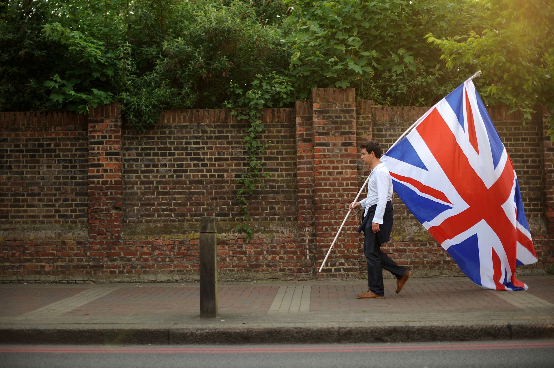 UK Labour Candidate Reportedly Calls Flying Union Flag 'a Move From the Fascist Playbook' UK Labour Candidate Reportedly Calls Flying Union Flag 'a Move From the Fascist Playbook' - Sputnik International, 1920, 03.04.2021