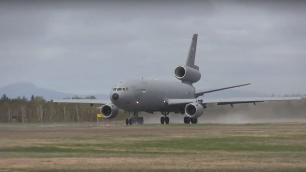 McDonnell Douglas KC-10 Extender - Sputnik International