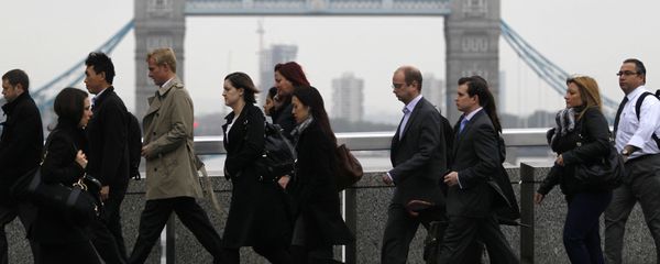 Workers walk across London Bridge on their way to the City of London, October, 2012 Workers walk across London Bridge on their way to the City of London, October, 2012 - Sputnik International