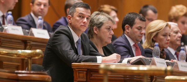 Sorin Grindeanu, Romania's designated Prime Minister, looks towards press representatives in the Romanian Parliament, in Bucharest, Romania, January 4, 2017 Sorin Grindeanu, Romania's designated Prime Minister, looks towards press representatives in the Romanian Parliament, in Bucharest, Romania, January 4, 2017 - Sputnik International