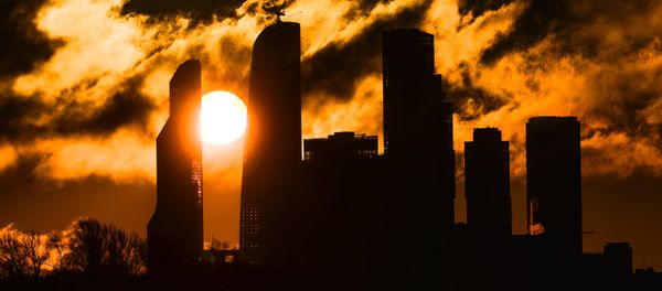 Sunrise over the Moscow City district - Sputnik International