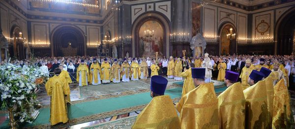 Patriarch Kirill of Moscow and All Russia during a solemn liturgy dedicated to the great feast of Nativity at the Cathedral of Christ the Savior in Moscow - Sputnik International