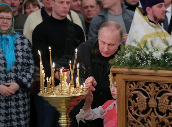 Pray, Sing Carols and Tell Fortunes: How Russia Celebrate Christmas Pray, Sing Carols and Tell Fortunes: How Russia Celebrate Christmas - Sputnik International