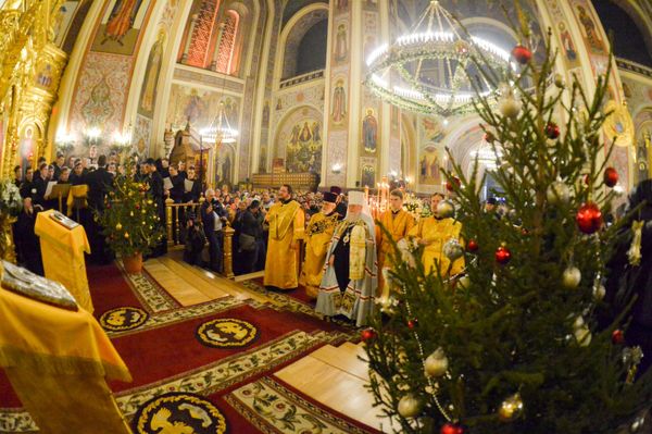 Pray, Sing Carols and Tell Fortunes: How Russia Celebrate Christmas Pray, Sing Carols and Tell Fortunes: How Russia Celebrate Christmas - Sputnik International