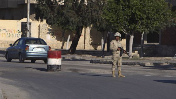 An Egyptian soldier mans a checkpoint in el-Arish, 290 kilometers (180 miles) east of Cairo, North Sinai, Egypt, Saturday, Jan. 31, 2015. An Egyptian soldier mans a checkpoint in el-Arish, 290 kilometers (180 miles) east of Cairo, North Sinai, Egypt, Saturday, Jan. 31, 2015. - Sputnik International