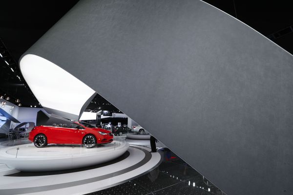 World’s Most Anticipated Vehicles Boast Their Sexy Curves at Detroit Auto Show - Sputnik International