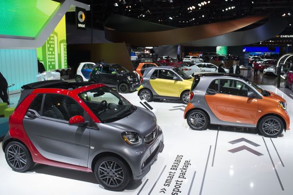 World’s Most Anticipated Vehicles Boast Their Sexy Curves at Detroit Auto Show - Sputnik International
