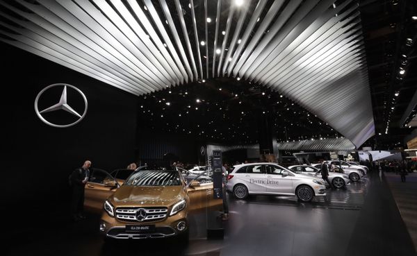 World’s Most Anticipated Vehicles Boast Their Sexy Curves at Detroit Auto Show - Sputnik International