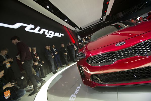 World’s Most Anticipated Vehicles Boast Their Sexy Curves at Detroit Auto Show - Sputnik International
