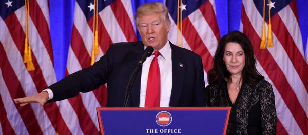 US President-elect Donald Trump gives a press conference with his Attorney Sheri Dillon (R) January 11, 2017 in New York US President-elect Donald Trump gives a press conference with his Attorney Sheri Dillon (R) January 11, 2017 in New York - Sputnik International