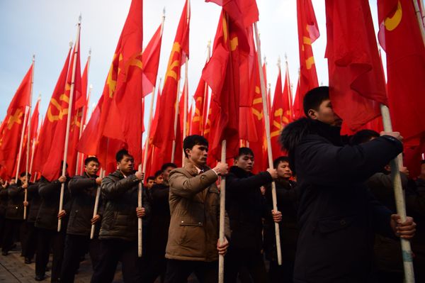 This is What Life Looks Like in DPRK During New Year Holidays and Work Days - Sputnik International