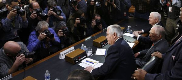 Rex Tillerson (C), former chairman and chief executive officer of Exxon Mobil, is seated prior to testifying before a Senate Foreign Relations Committee confirmation hearing on his nomination to be U.S. secretary of state, on Capitol Hill in Washington, U.S. January 11, 2017 Rex Tillerson (C), former chairman and chief executive officer of Exxon Mobil, is seated prior to testifying before a Senate Foreign Relations Committee confirmation hearing on his nomination to be U.S. secretary of state, on Capitol Hill in Washington, U.S. January 11, 2017 - Sputnik International