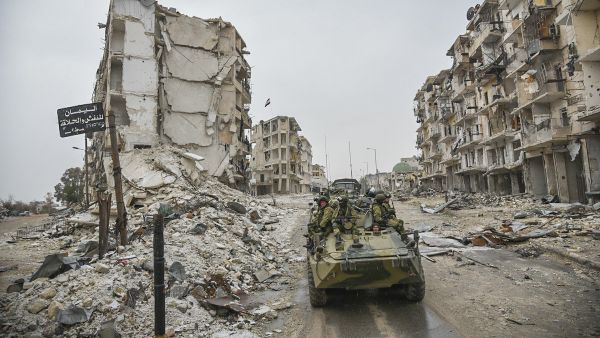 Military engineers of the Russian Army's international counter-mine center continue the demining operation in eastern Aleppo, Syria - Sputnik International