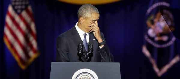 US President Barack Obama cries as he speaks during his farewell address in Chicago, Illinois on January 10, 2017 US President Barack Obama cries as he speaks during his farewell address in Chicago, Illinois on January 10, 2017 - Sputnik International