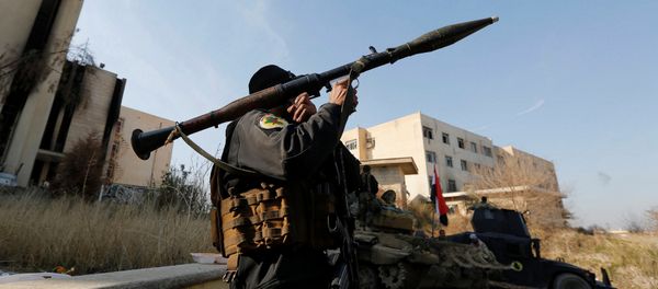 A member of Iraqi Special Operations Forces (ISOF) carries a rocket launcher at the University of Mosul during a battle with Islamic State militants, in Mosul, Iraq, January 14, 2017 A member of Iraqi Special Operations Forces (ISOF) carries a rocket launcher at the University of Mosul during a battle with Islamic State militants, in Mosul, Iraq, January 14, 2017 - Sputnik International