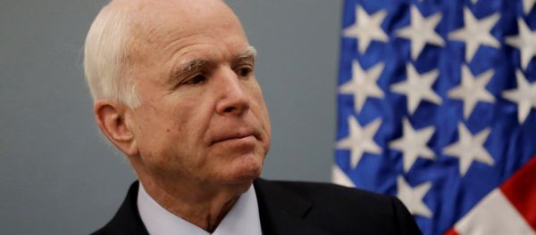 US Senator John McCain attends a news conference at the Benjamin Franklin Library in Mexico City, Mexico December 20, 2016. - Sputnik International