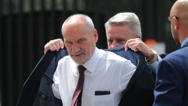 Polish Defense Minister Antoni Macierewicz (File) - Sputnik International