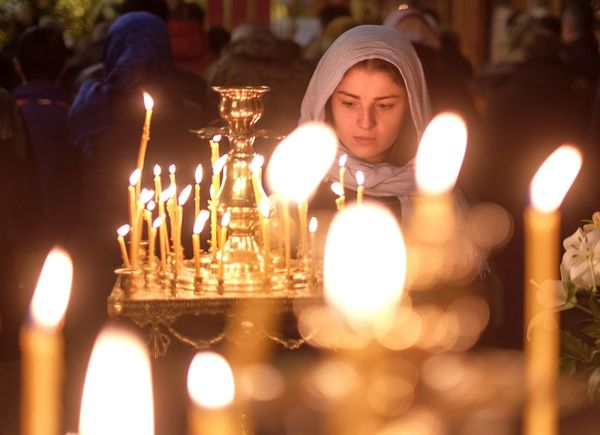 Cold Hands, Warm Hearts: Russians Brave the Cold to Celebrate Orthodox Epiphany Cold Hands, Warm Hearts: Russians Brave the Cold to Celebrate Orthodox Epiphany - Sputnik International