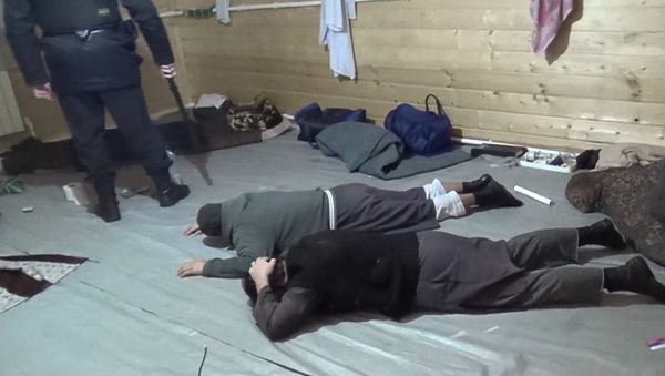 Members of a deep-cover structure of the international religious movement Tablighi Jamaat, which is banned in Russia, are seen here during their arrest (File) - Sputnik International
