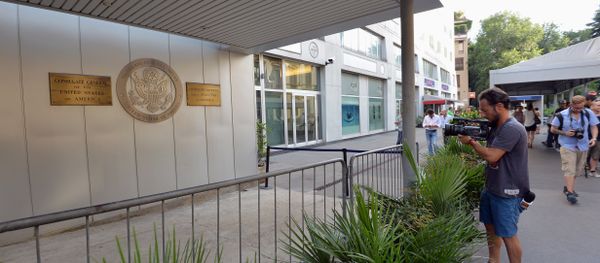 A journalist films the main entrance of the US consulate in Milan (File) A journalist films the main entrance of the US consulate in Milan (File) - Sputnik International