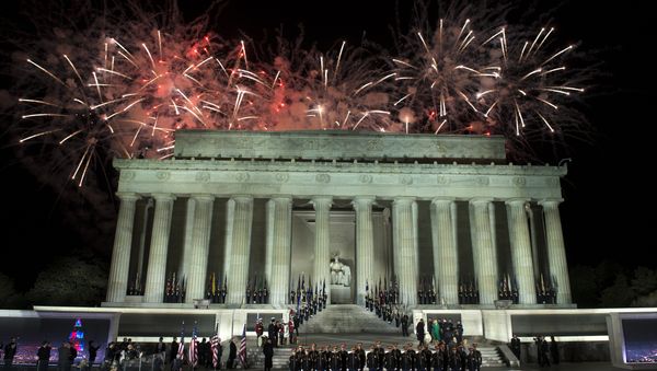 Fireworks explode during the Make America Great Again! Welcome Celebration honoring U.S. President-elect Donald Trump, at the Lincoln Memorial in Washington, U.S., January 19, 2017 - Sputnik International