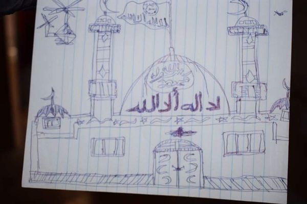 Drawings of Children Enslaved by Daesh Found in Mosul  - Sputnik International
