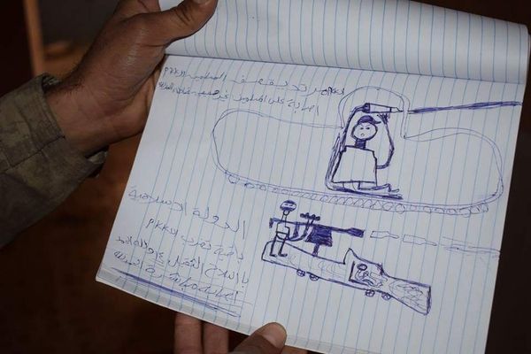 Drawings of children enslaved by Daesh found in Mosul  - Sputnik International
