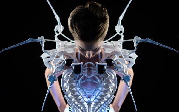 Spider Dress by Anouk Wipprecht Spider Dress by Anouk Wipprecht - Sputnik International