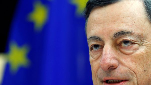 European Central Bank (ECB) President Mario Draghi addresses the European Parliament's Economic and Monetary Affairs Committee in Brussels, Belgium, November 28, 2016. - Sputnik International