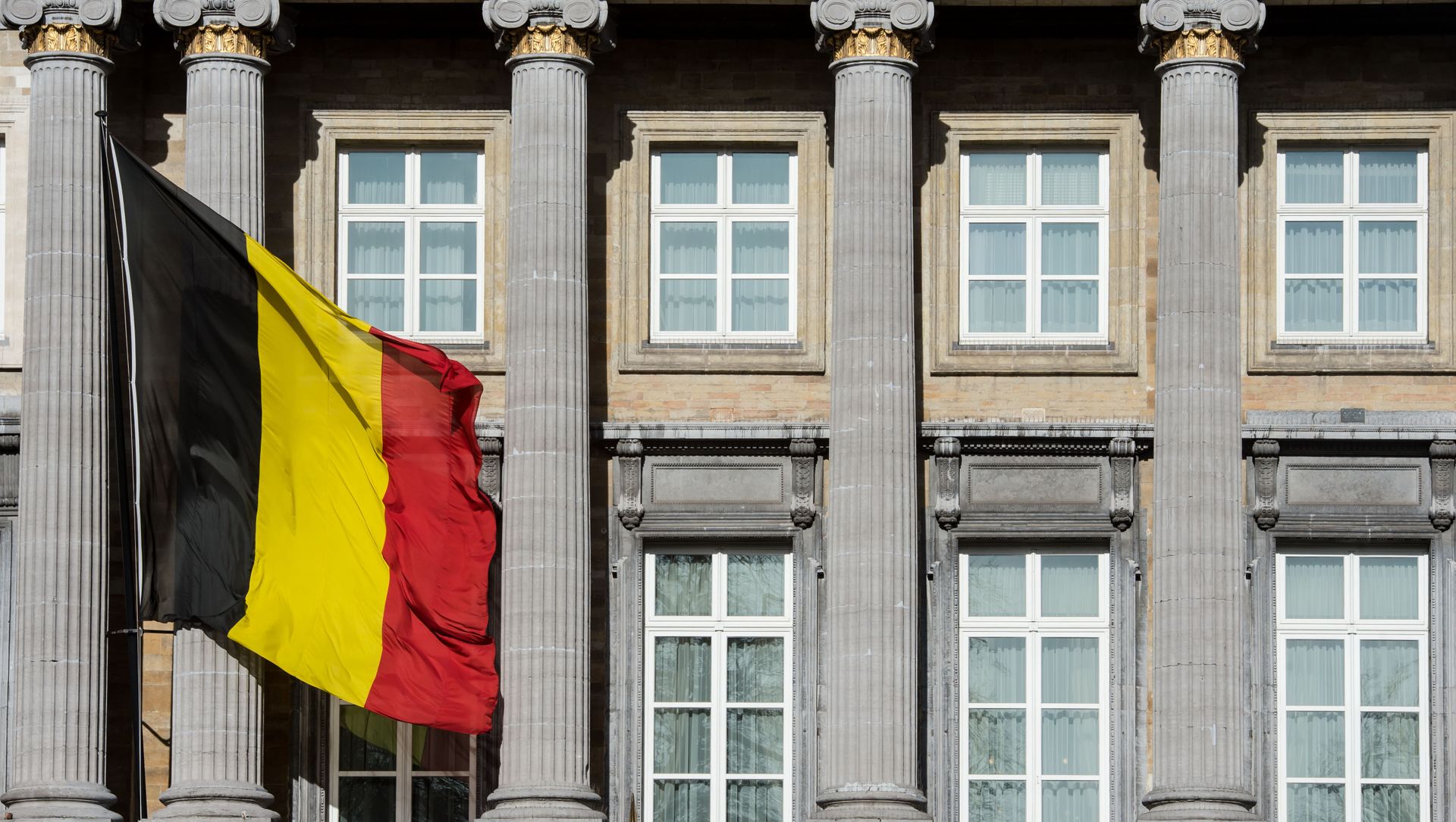 The Belgian flag flies outside the Belgian federal parliament in Brussels. (File) The Belgian flag flies outside the Belgian federal parliament in Brussels. (File) - Sputnik International, 1920, 04.05.2021