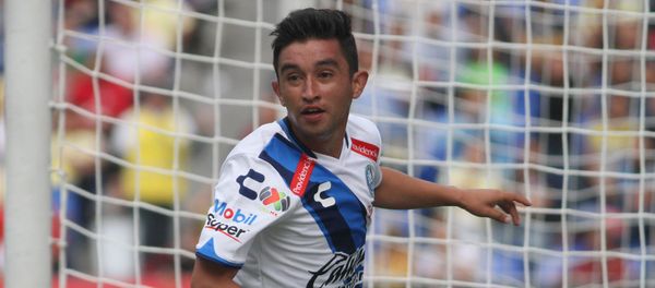 Christian Bermudez of Puebla celebrates his goal against America during their Mexican Apertura 2016 Tournament football match at the Cuauhtemoc stadium on August 21, 2016, in Puebla, Mexico Christian Bermudez of Puebla celebrates his goal against America during their Mexican Apertura 2016 Tournament football match at the Cuauhtemoc stadium on August 21, 2016, in Puebla, Mexico - Sputnik International