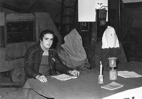 First public appearance of Leo Battesti (L). Hooded men to his right are FLNC members. First public appearance of Leo Battesti (L). Hooded men to his right are FLNC members. - Sputnik International
