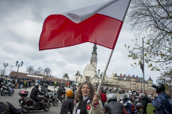 Poland Deludes Itself By Pretending to be 'Part of the West', Late Historian Says in Last Interview - Sputnik International