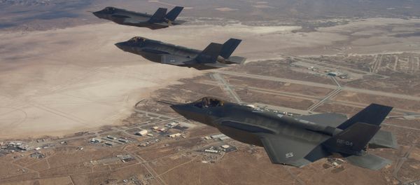 Three F-35 Joint Strike Fighters, (rear to front) AF-2, AF-3 and AF-4, flies over Edwards Air Force Base in this December 10, 2011 handout photo provided by Lockheed Martin Three F-35 Joint Strike Fighters, (rear to front) AF-2, AF-3 and AF-4, flies over Edwards Air Force Base in this December 10, 2011 handout photo provided by Lockheed Martin - Sputnik International