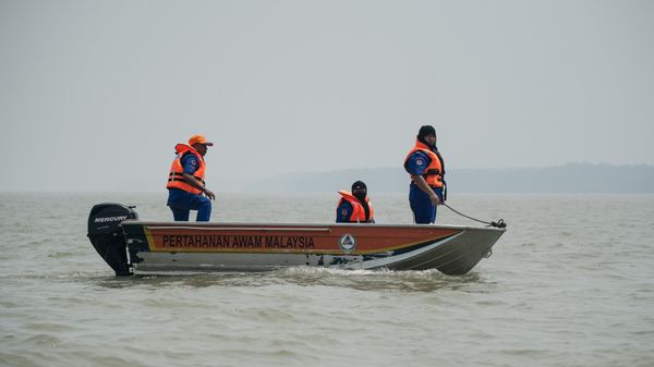 Malaysian search and rescue teams carry out a search operation (File) - Sputnik International